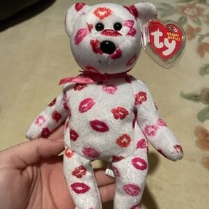 TY Beanie Baby Kissy